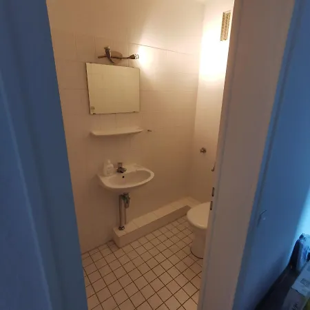 3 Standard - 7 Betten - 2 X Badezimmer *