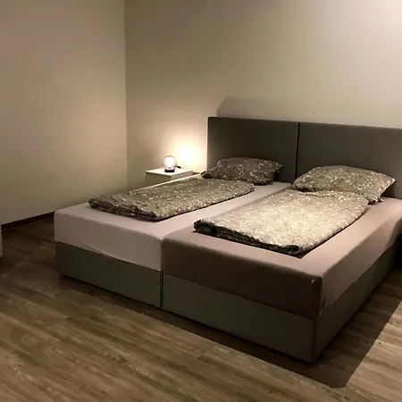 3 Standard - 7 Betten - 2 X Badezimmer *